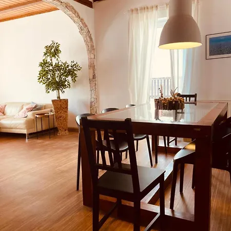 Semesterbostad Odw Homes - Main Street - Large With 3 - Free Parking - Terrace Gorxheimertal