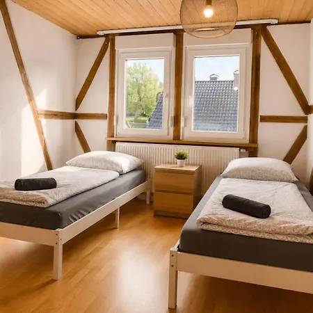 Odw Homes - Main Street - Large With 3 - Free Parking - Terrace Semesterbostad *